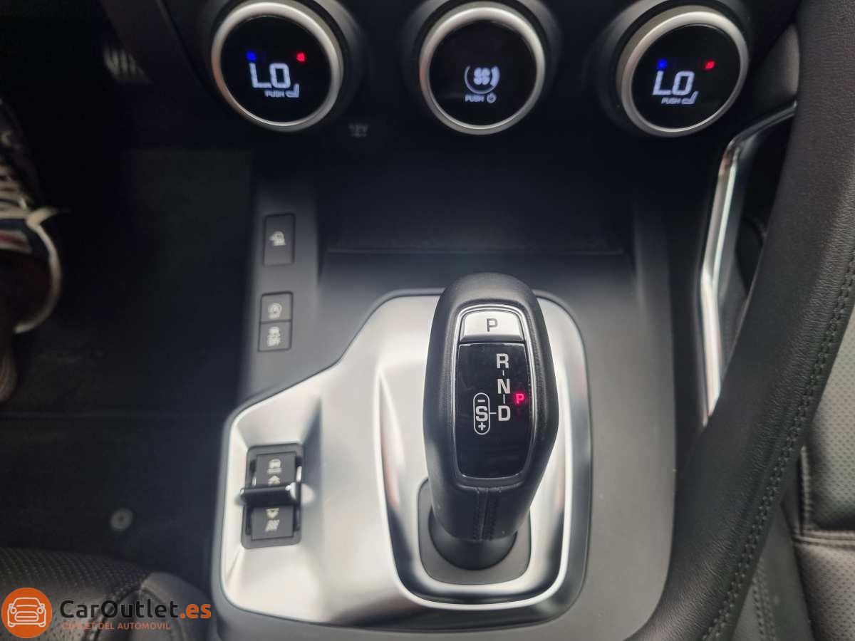 32 - Jaguar E-Pace 2019 - AUTO