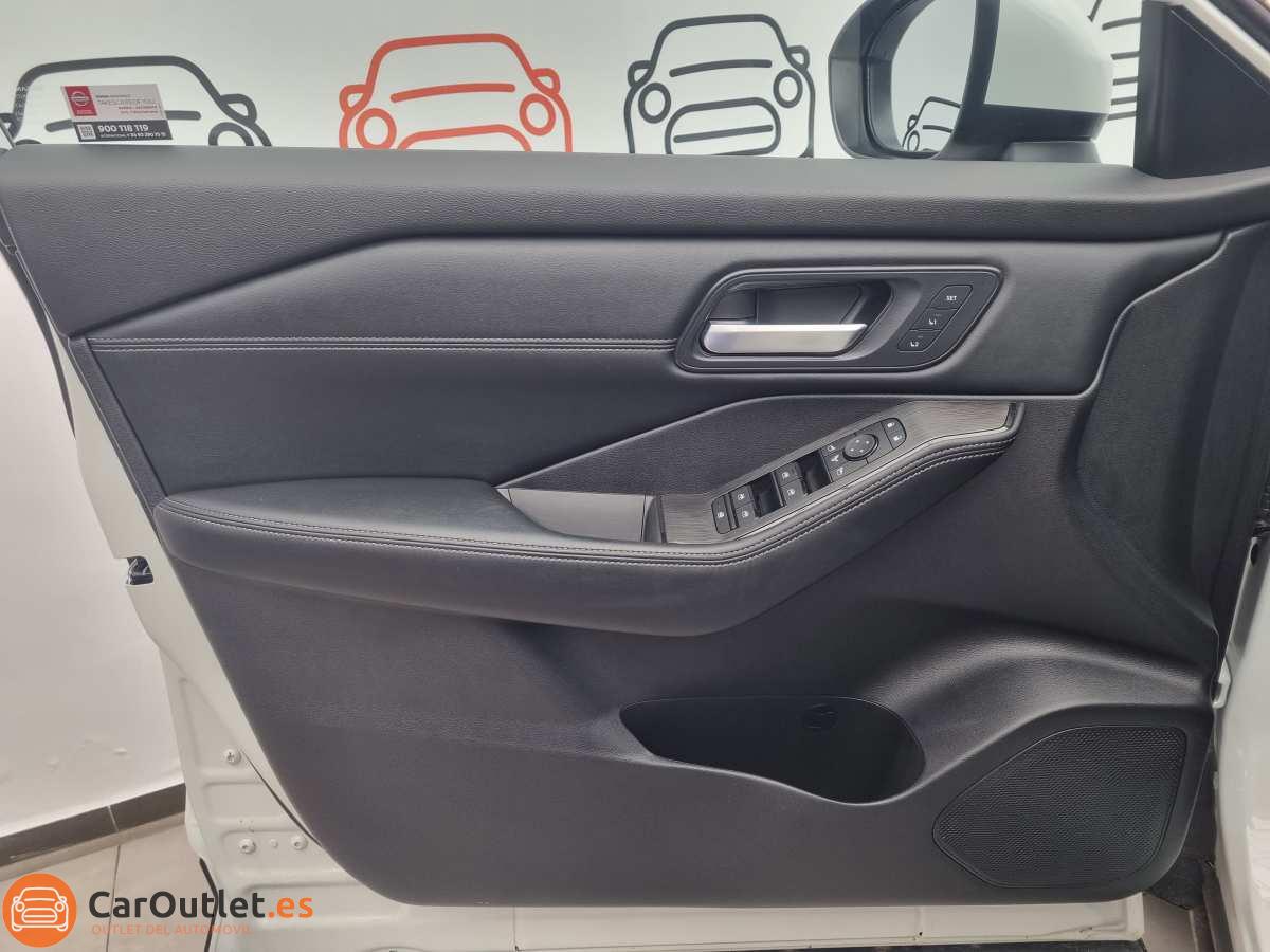 15 - Nissan X Trail 2025 - AUTO