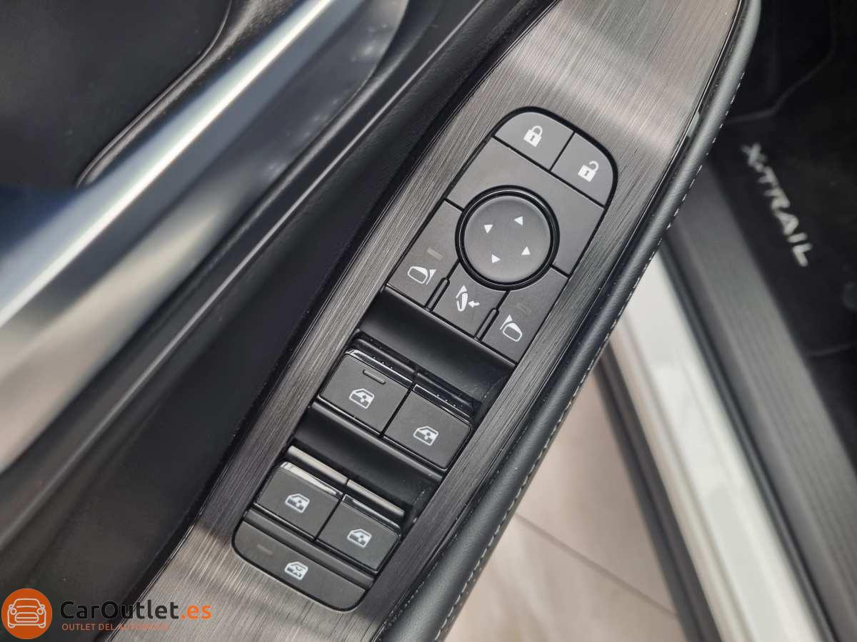 17 - Nissan X Trail 2025 - AUTO