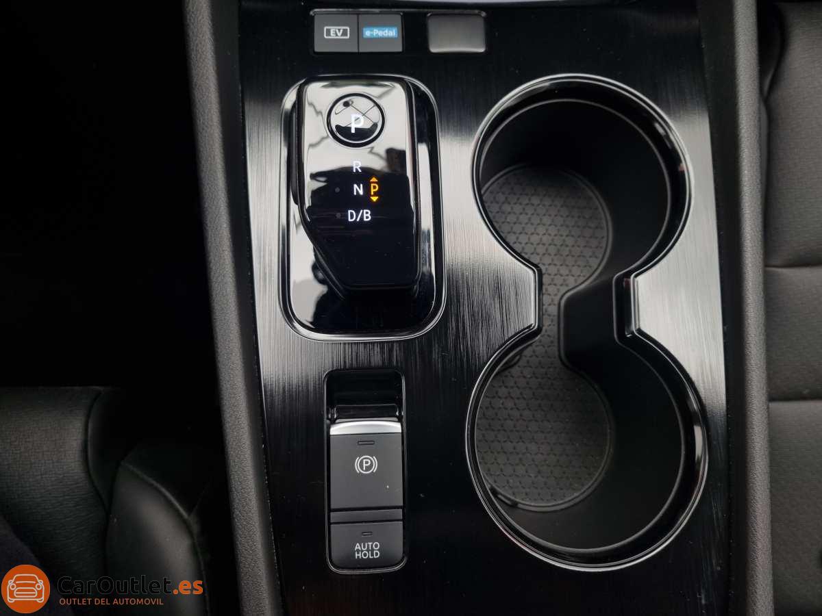 36 - Nissan X Trail 2025 - AUTO