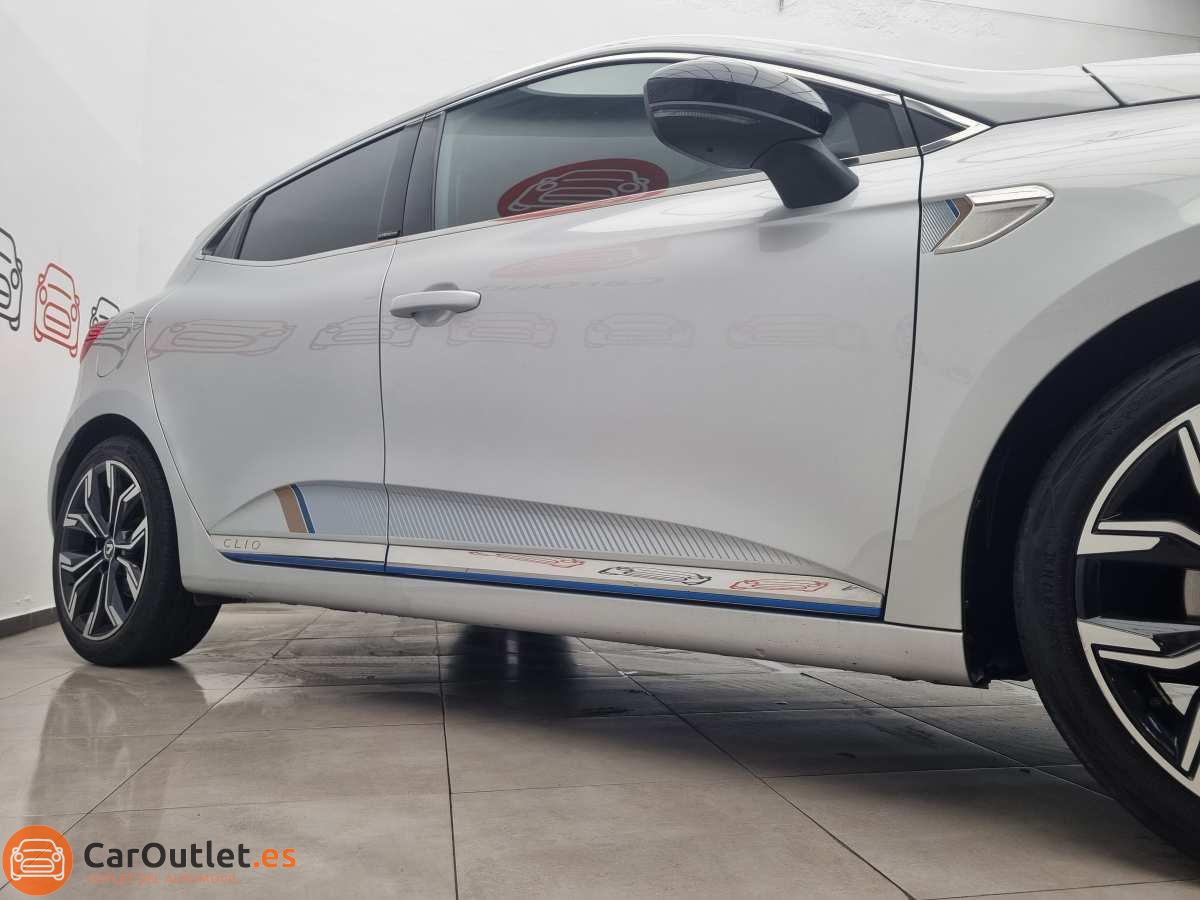 3 - Renault Clio 2021 - AUTO