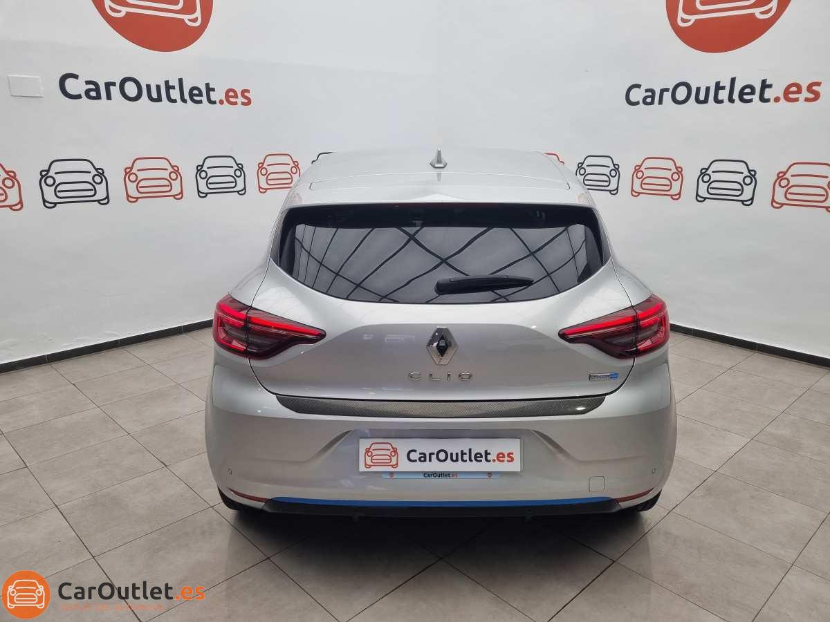 8 - Renault Clio 2021 - AUTO