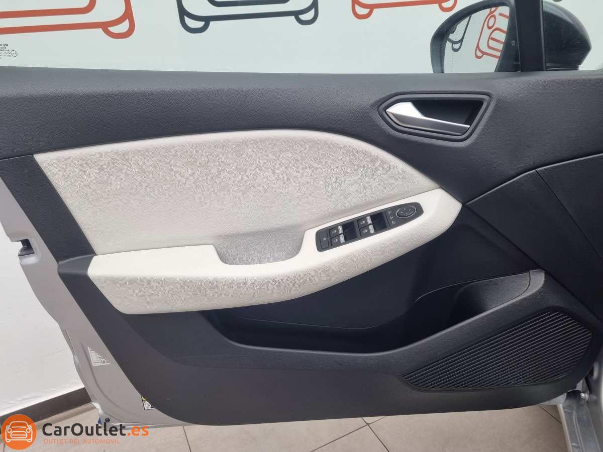 12 - Renault Clio 2021 - AUTO