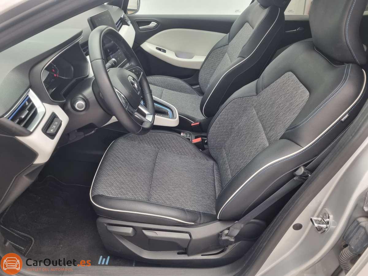 14 - Renault Clio 2021 - AUTO
