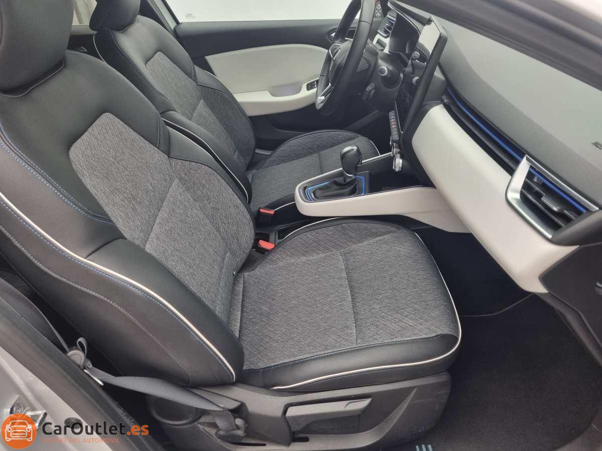 15 - Renault Clio 2021 - AUTO
