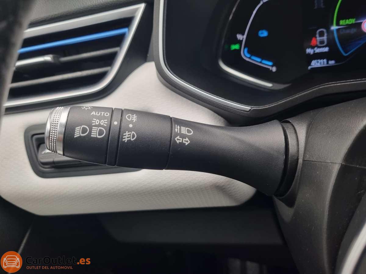 24 - Renault Clio 2021 - AUTO
