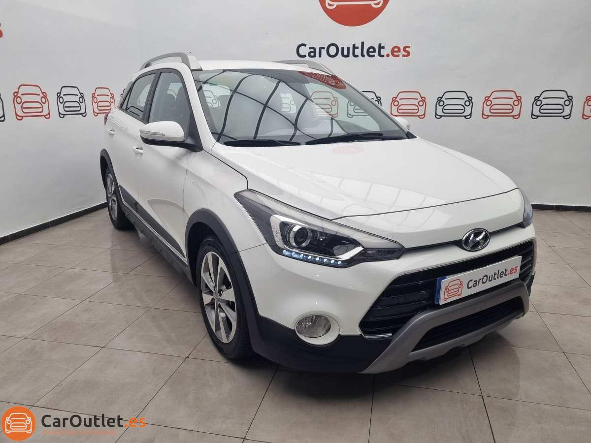 2 - Hyundai i20 ACTIVE 2017