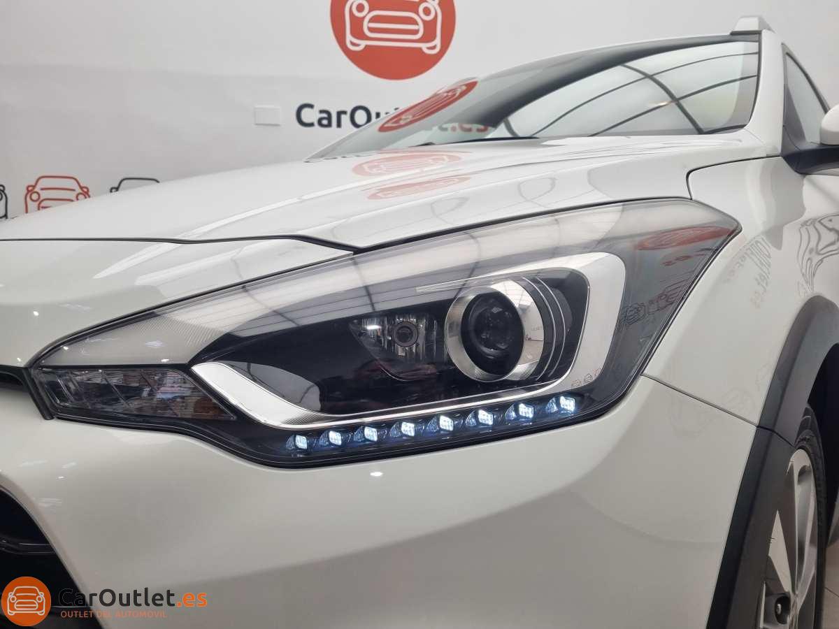 6 - Hyundai i20 ACTIVE 2017
