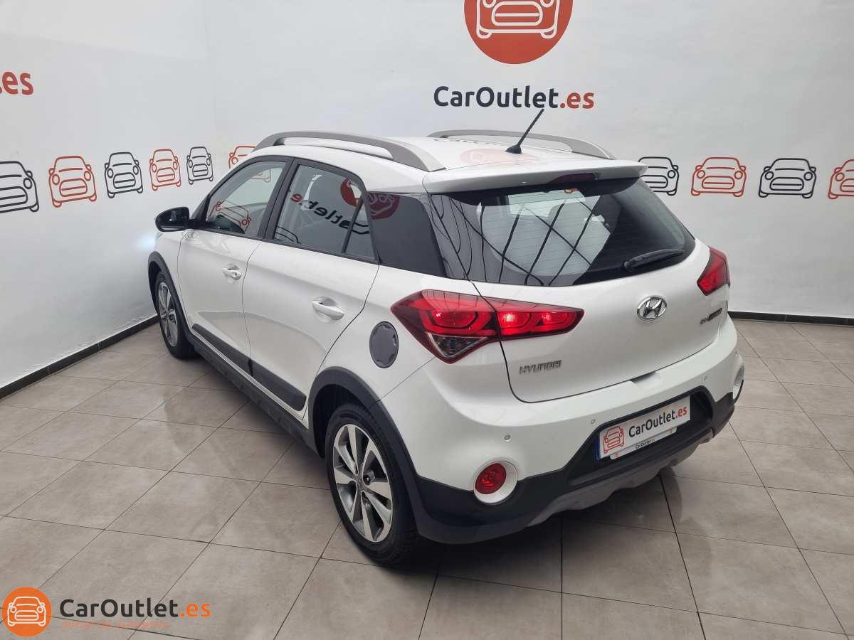 10 - Hyundai i20 ACTIVE 2017