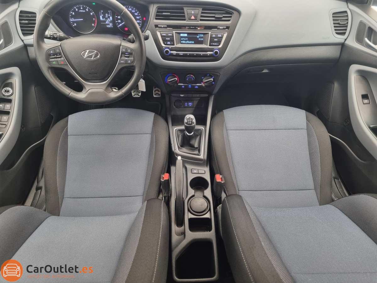 17 - Hyundai i20 ACTIVE 2017