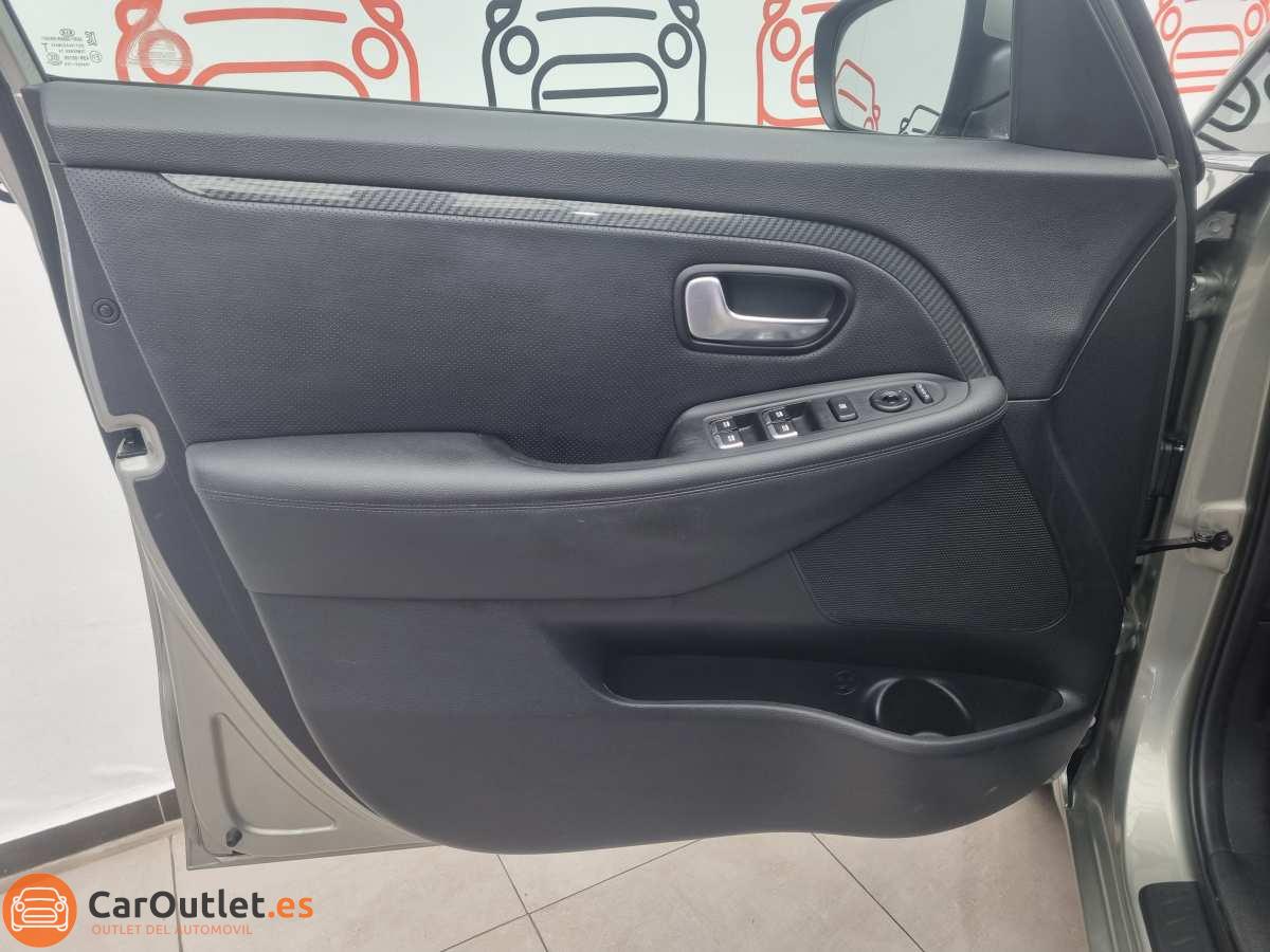 15 - Kia Carens 2018