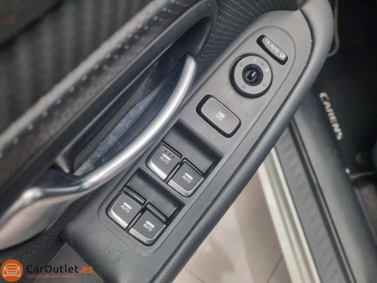 16 - Kia Carens 2018