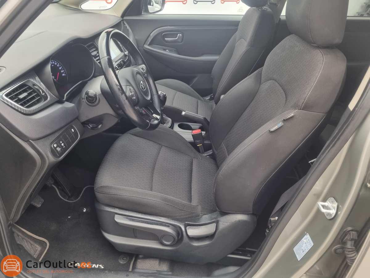 17 - Kia Carens 2018