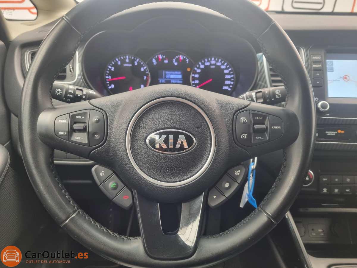 22 - Kia Carens 2018