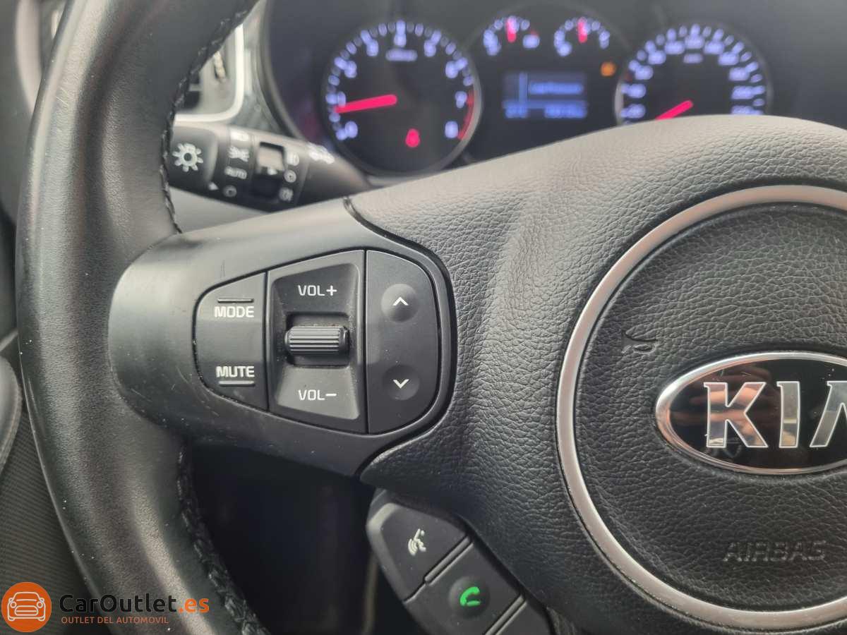 25 - Kia Carens 2018