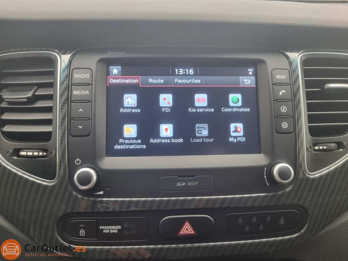 29 - Kia Carens 2018