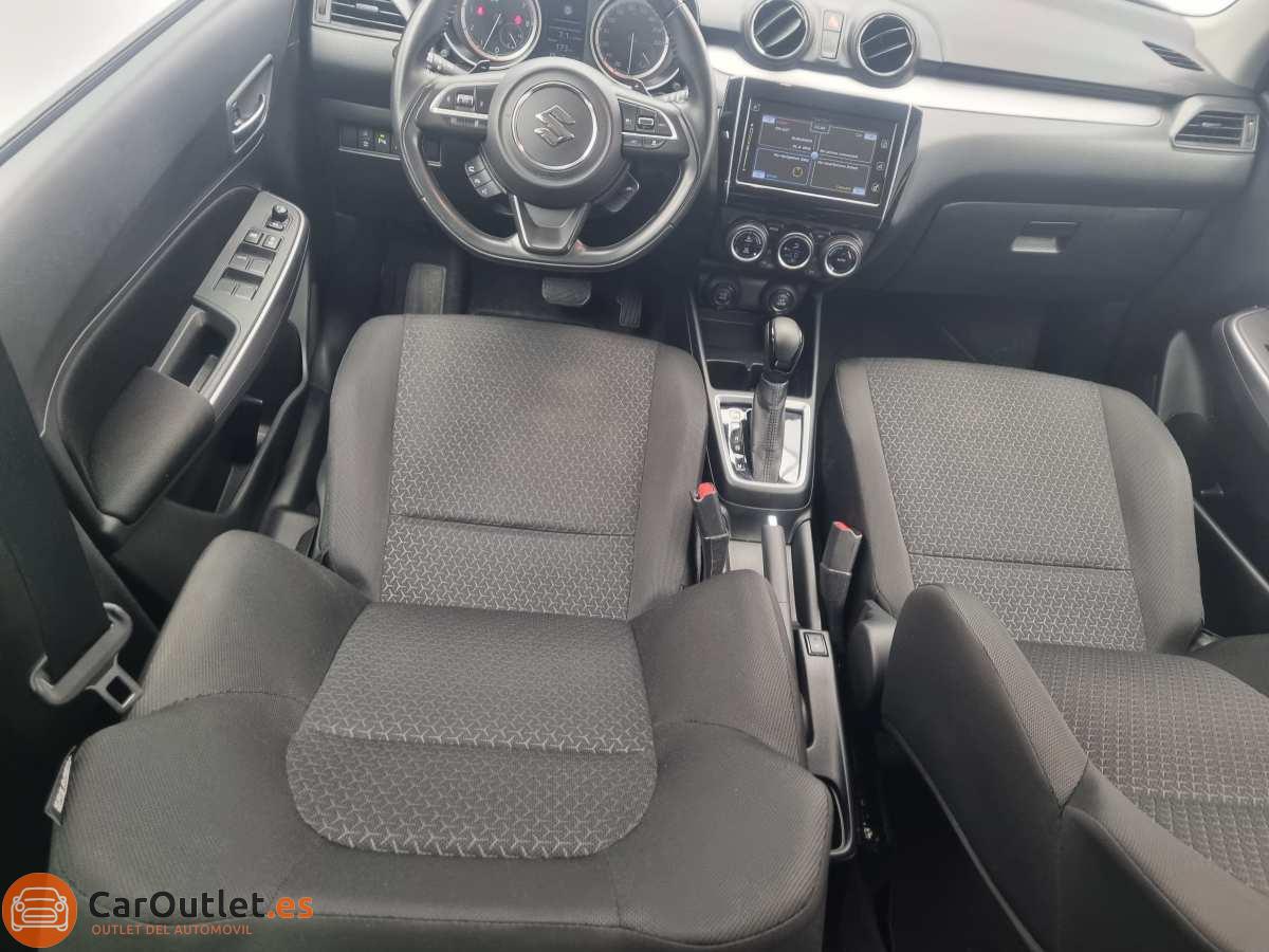 19 - Suzuki Swift 2020 - AUTO