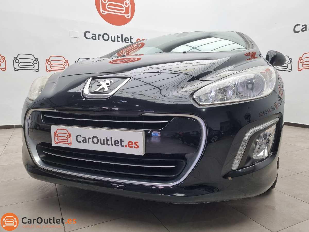 5 - Peugeot 308 2012 - CABRIO