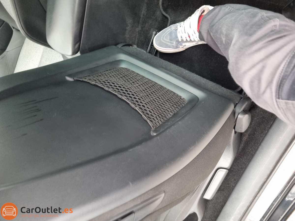 21 - Peugeot 308 2012 - CABRIO