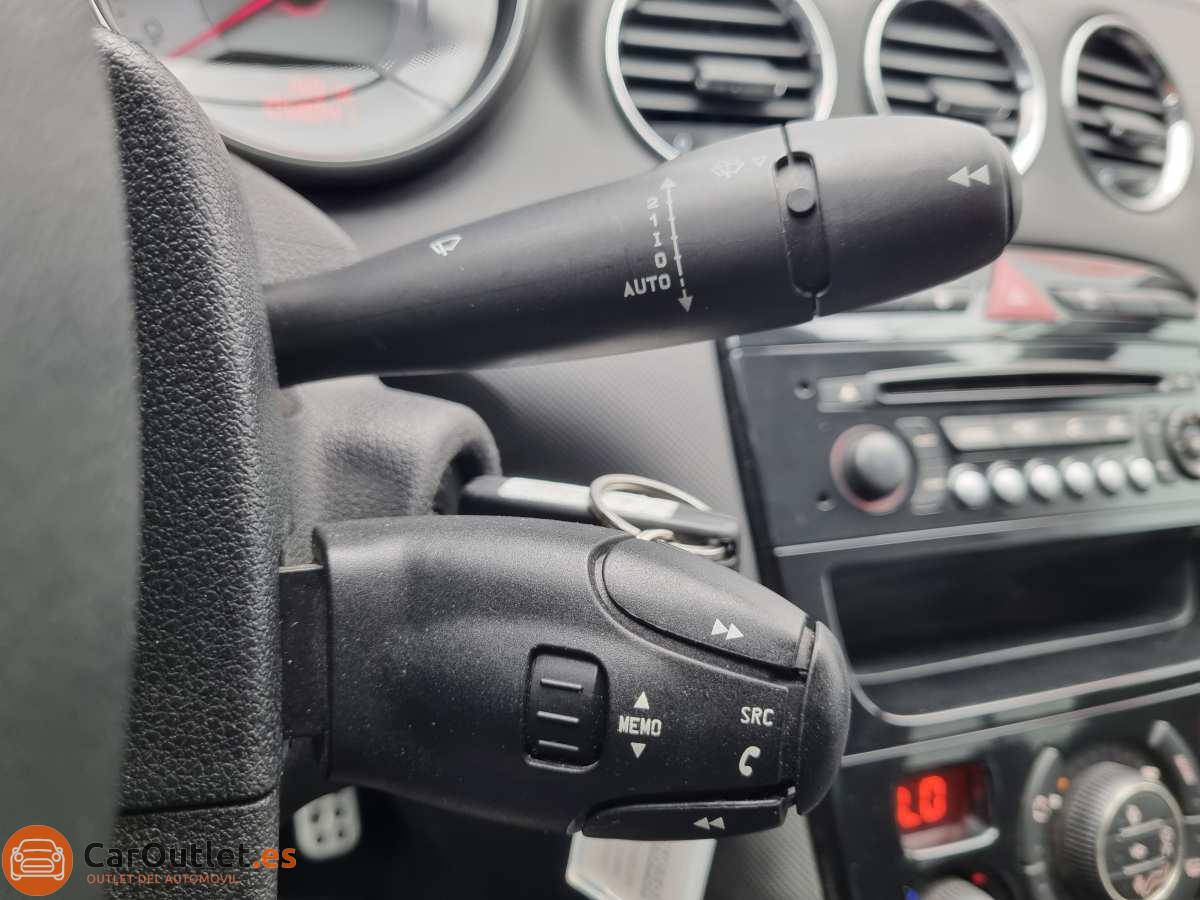 27 - Peugeot 308 2012 - CABRIO