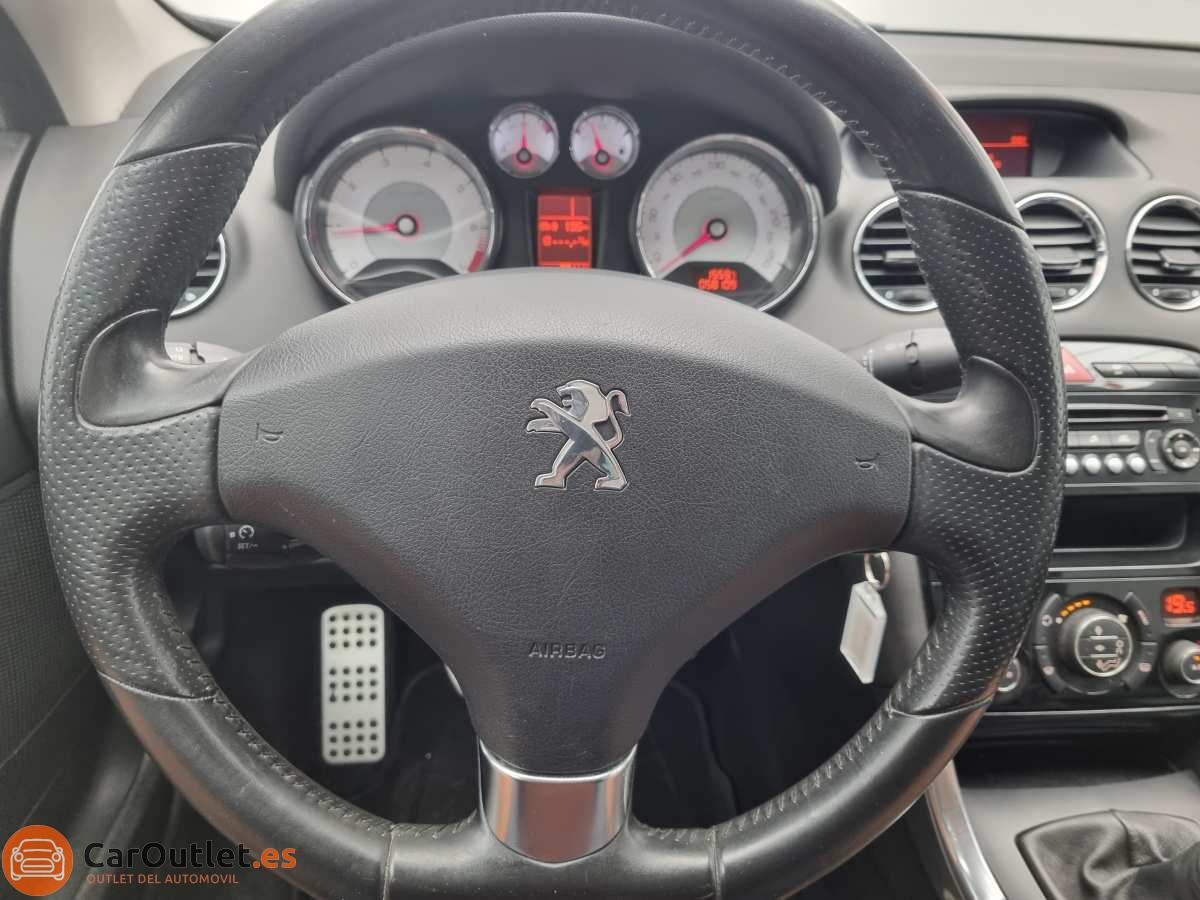 23 - Peugeot 308 2012 - CABRIO