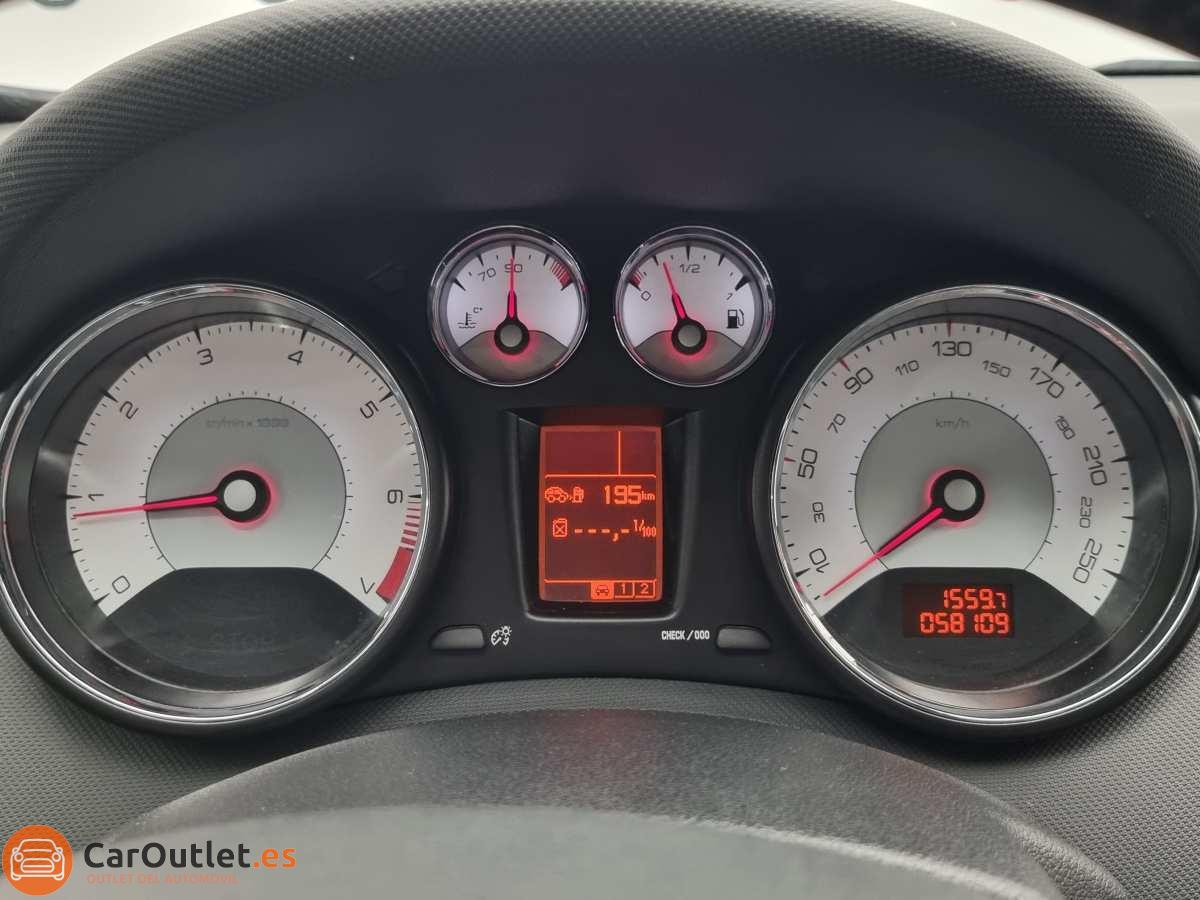 24 - Peugeot 308 2012 - CABRIO
