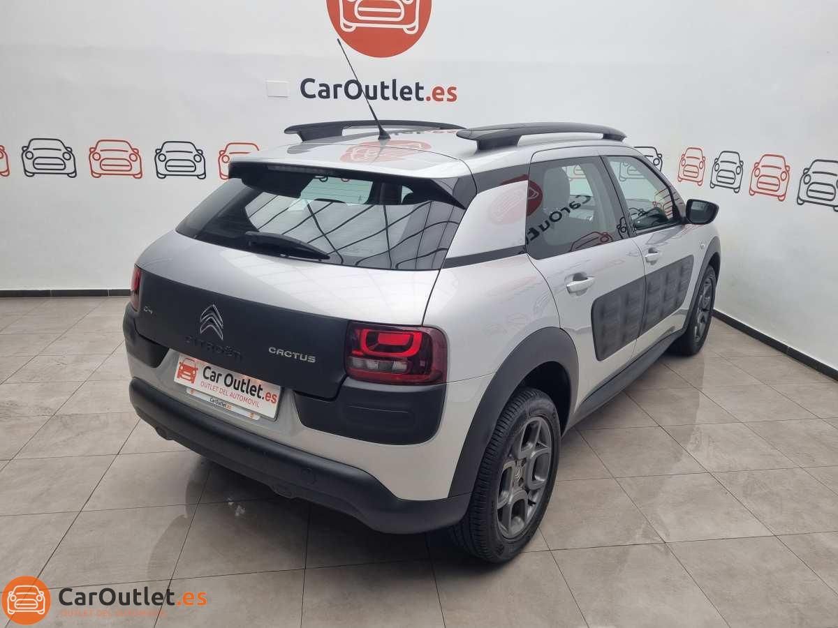 8 - Citroen C4 2015 - AUTO
