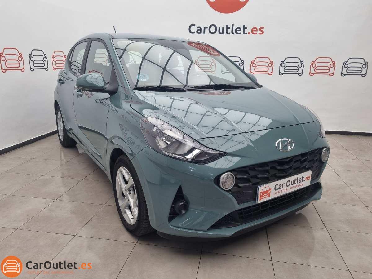 2 - Hyundai i10 2023 - AUTO