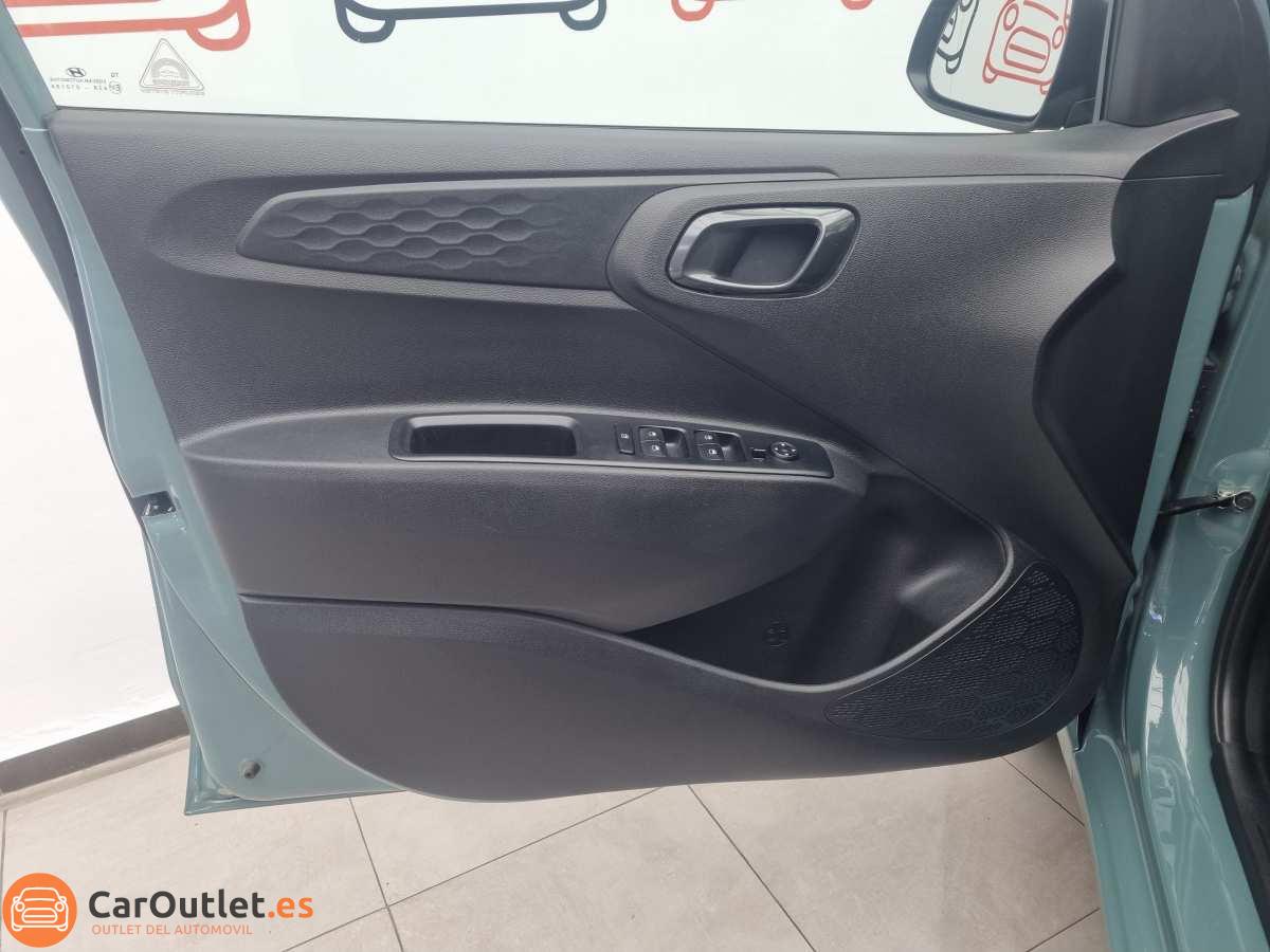 12 - Hyundai i10 2023 - AUTO