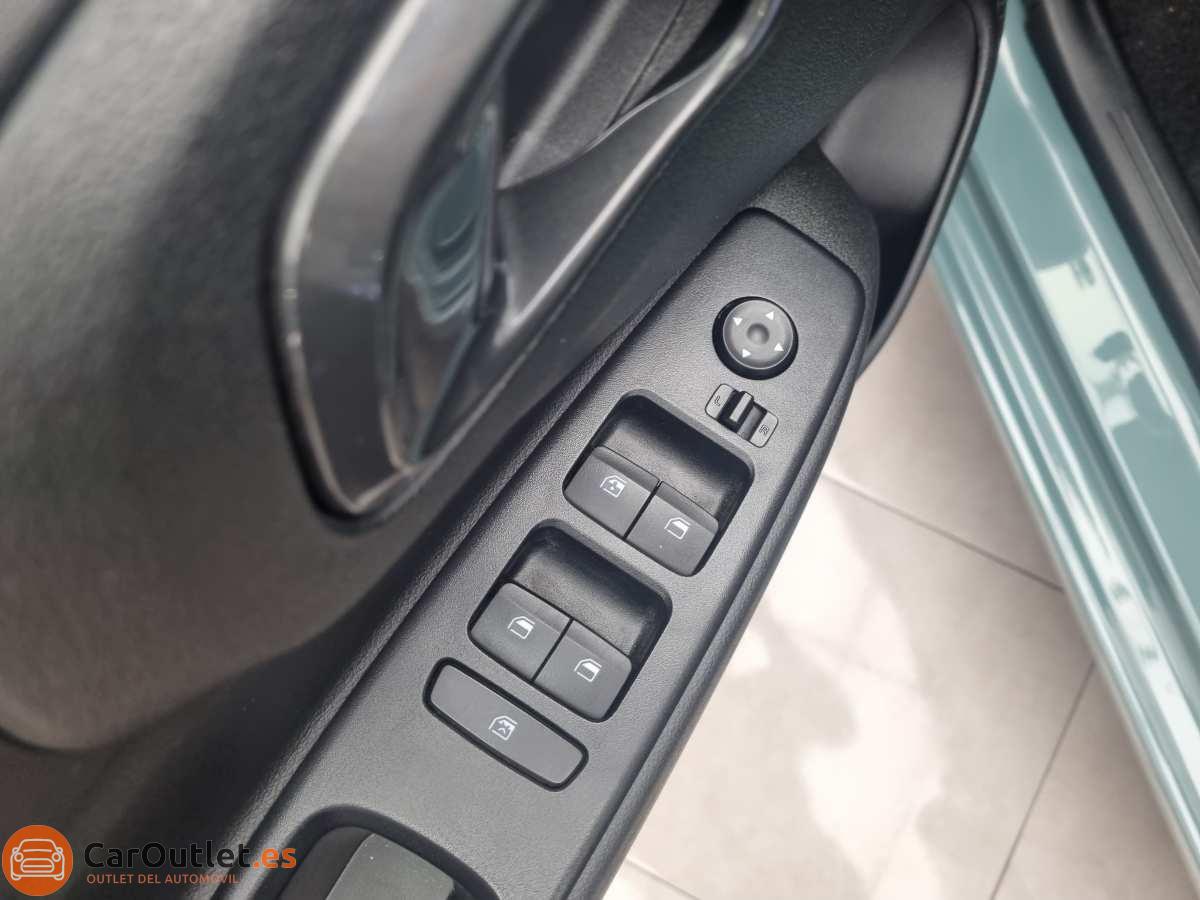 13 - Hyundai i10 2023 - AUTO