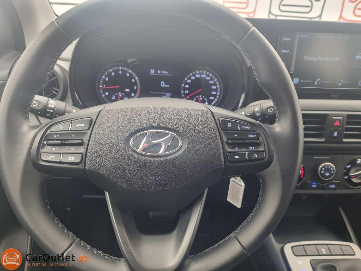 19 - Hyundai i10 2023 - AUTO