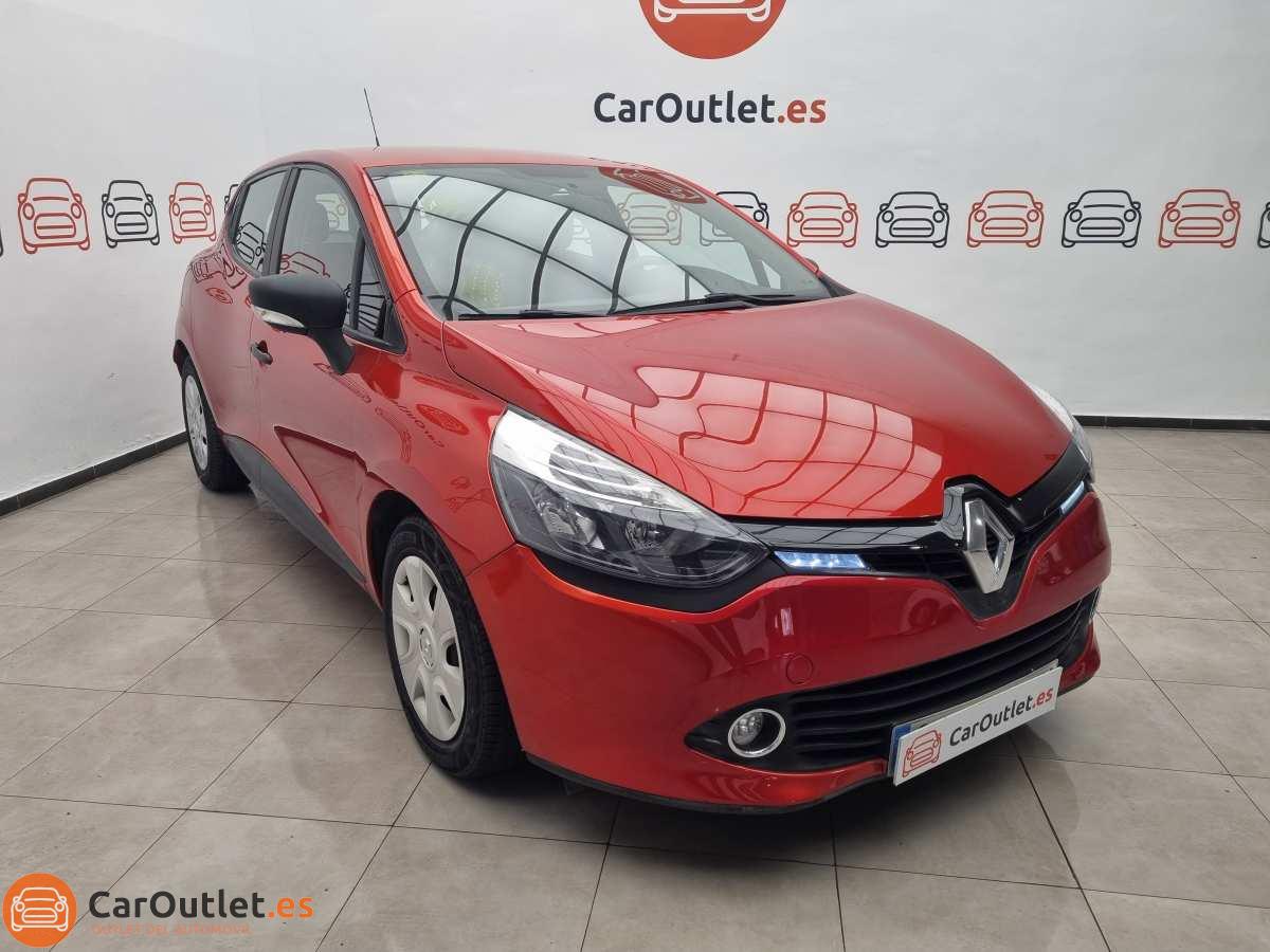 2 - Renault Clio 2015