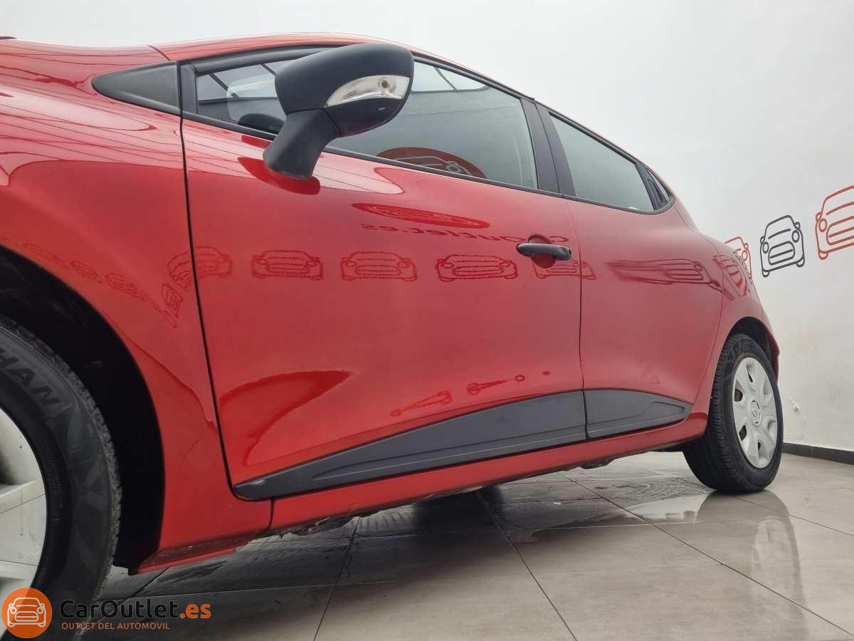 4 - Renault Clio 2015