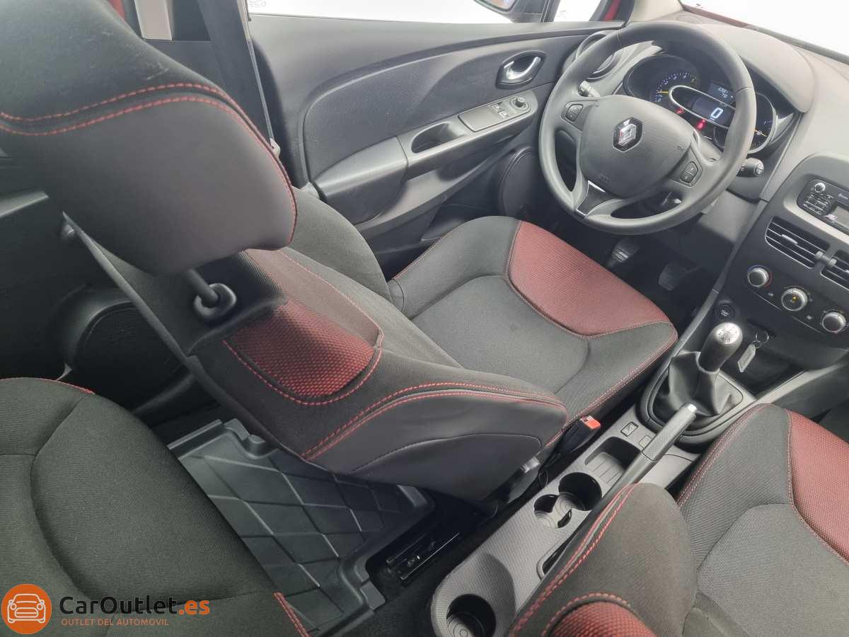 16 - Renault Clio 2015