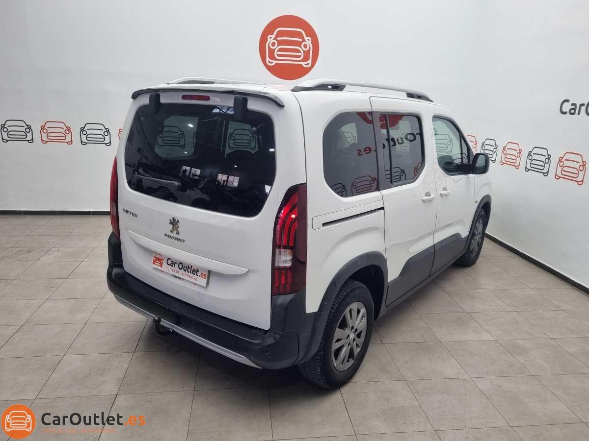 7 - Peugeot RIFTER 2022 - AUTO