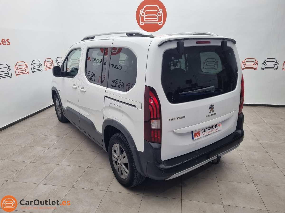 9 - Peugeot RIFTER 2022 - AUTO