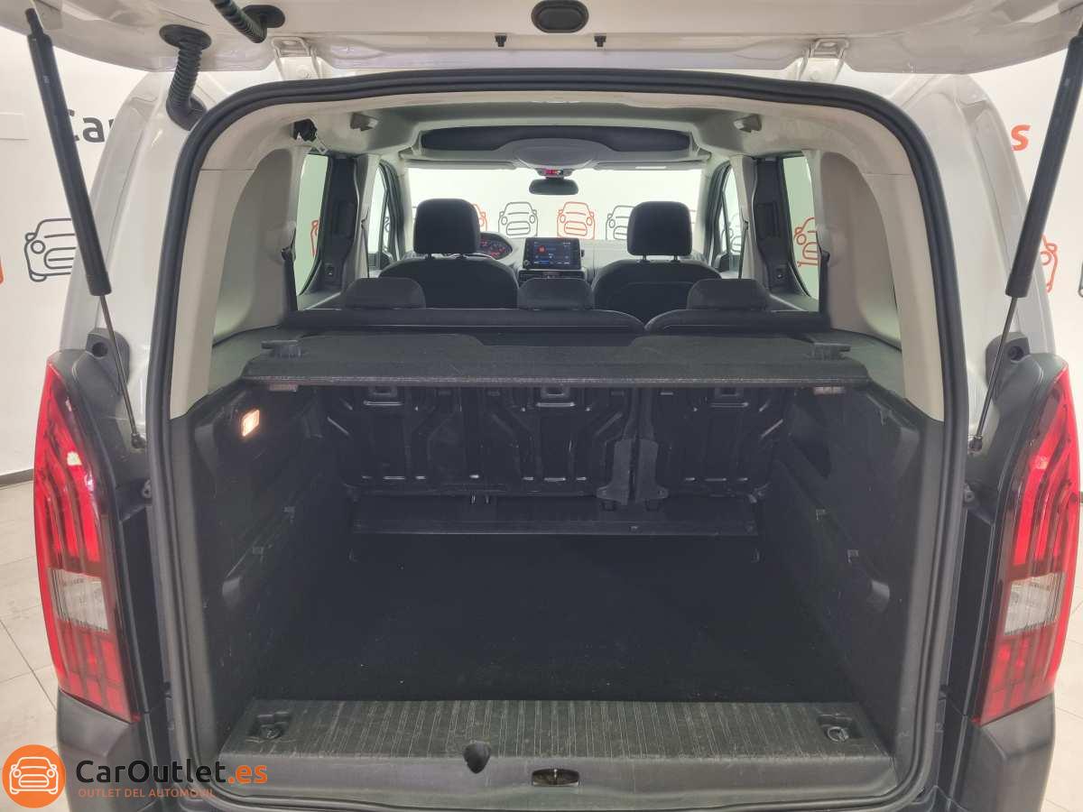 10 - Peugeot RIFTER 2022 - AUTO