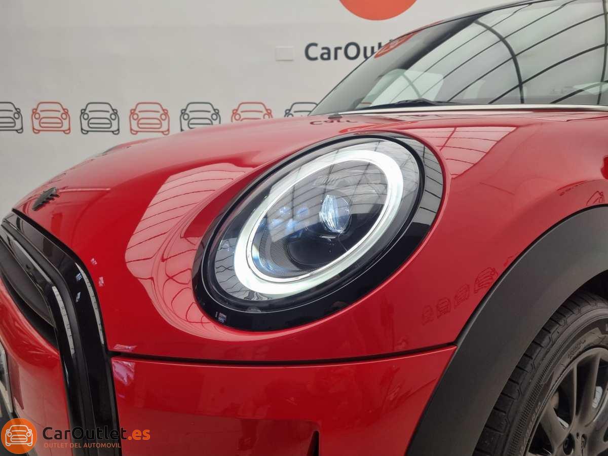 6 - MINI Cooper 2022 - AUTO