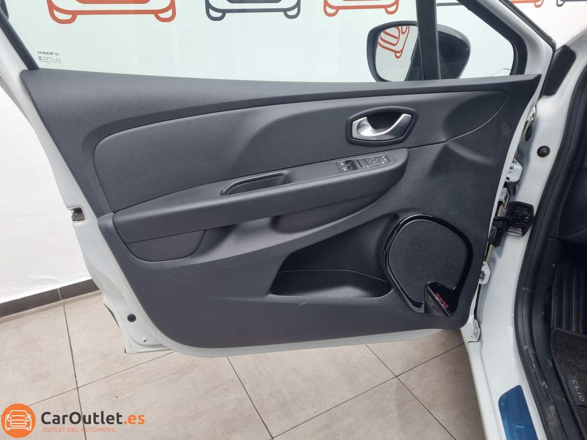 12 - Renault Clio 2019