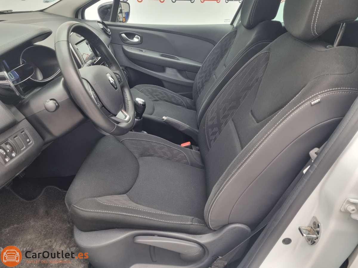 13 - Renault Clio 2019