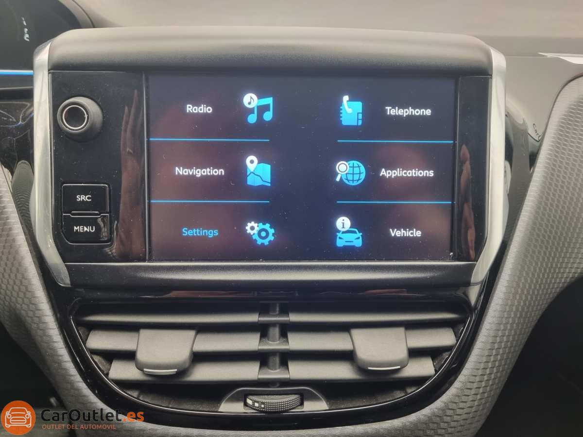 27 - Peugeot 2008 2019 - AUTO