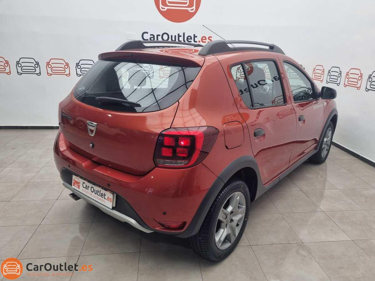 8 - Dacia Sandero Stepway 2018