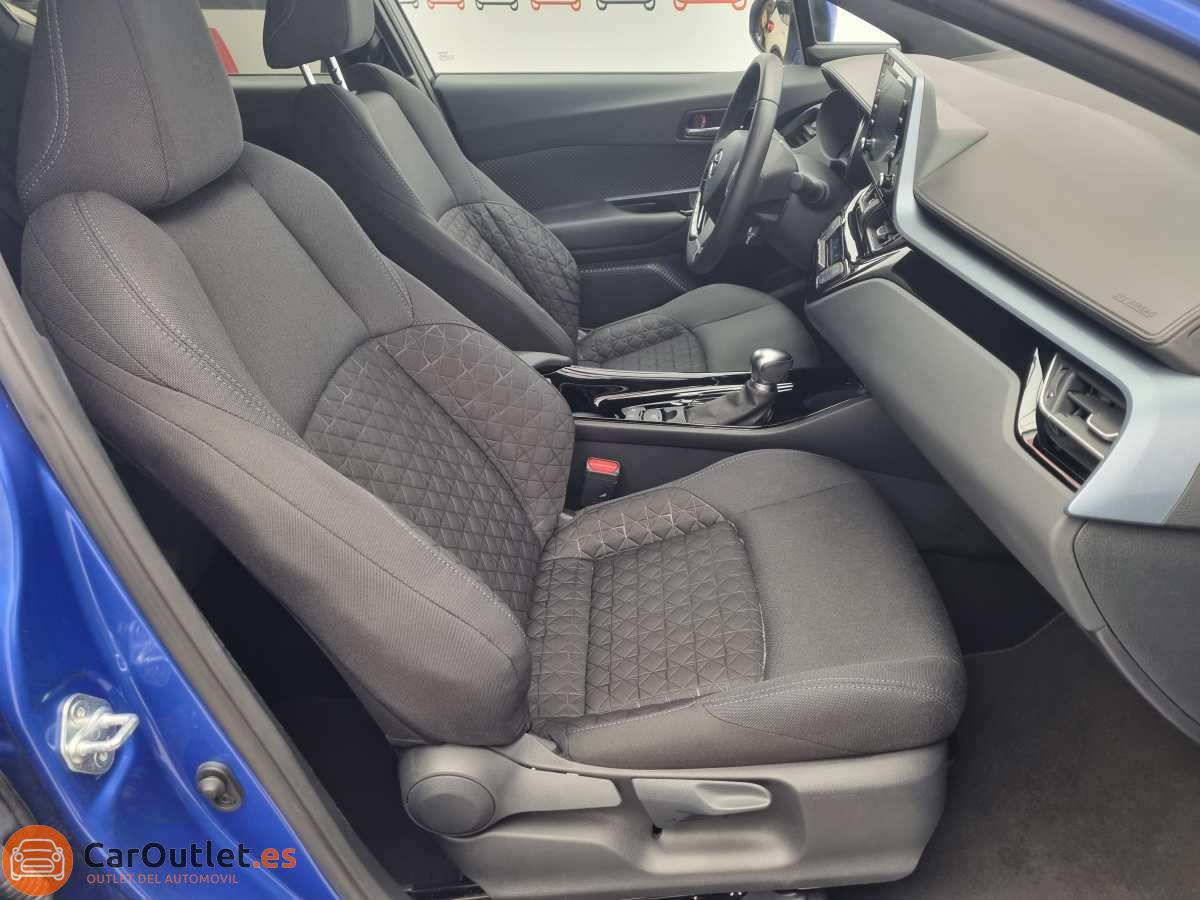 16 - Toyota CHR 2021 - AUTO