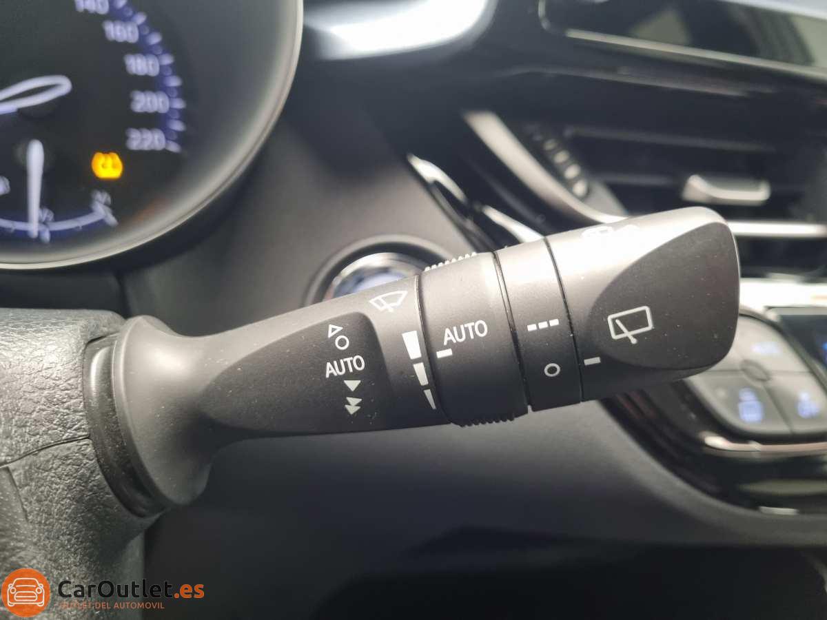 24 - Toyota CHR 2021 - AUTO