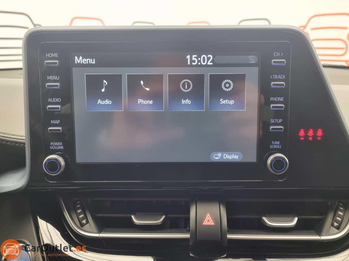 27 - Toyota CHR 2021 - AUTO