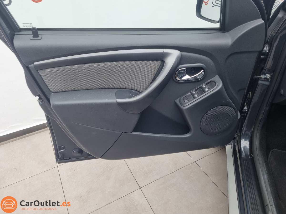 12 - Dacia Duster 2016