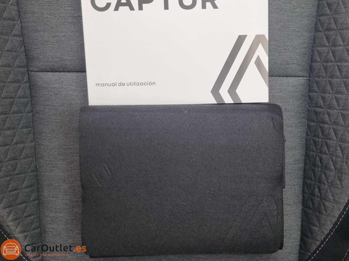 32 - Renault Captur 2023