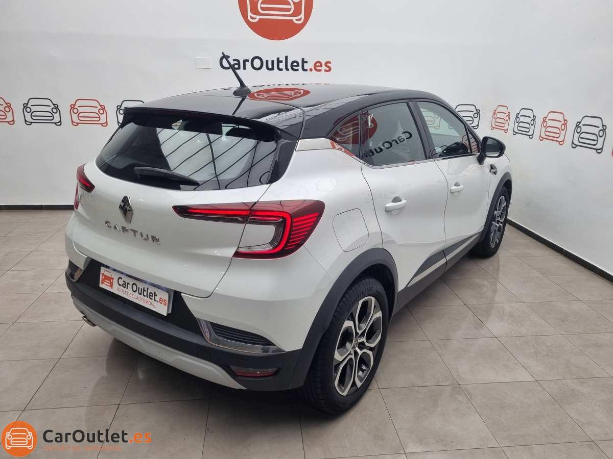 8 - Renault Captur 2021 - AUTO
