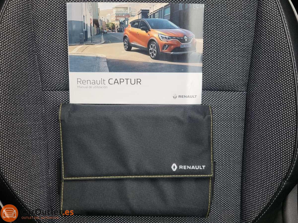 32 - Renault Captur 2021 - AUTO