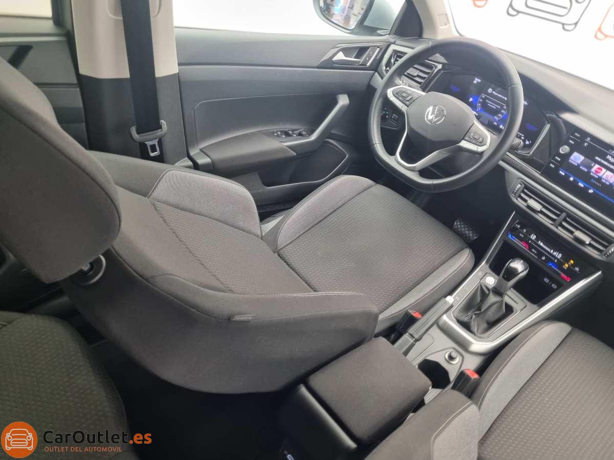 18 - Volkswagen Taigo 2024 - AUTO